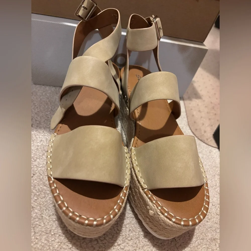 NEW Dolce Vita Espadrille Wedge Sandals - Picture 2 of 6